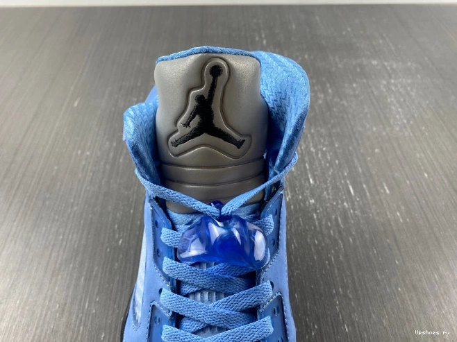  5  “UNC” DV1310-401 Jordan Air RETRO 1228